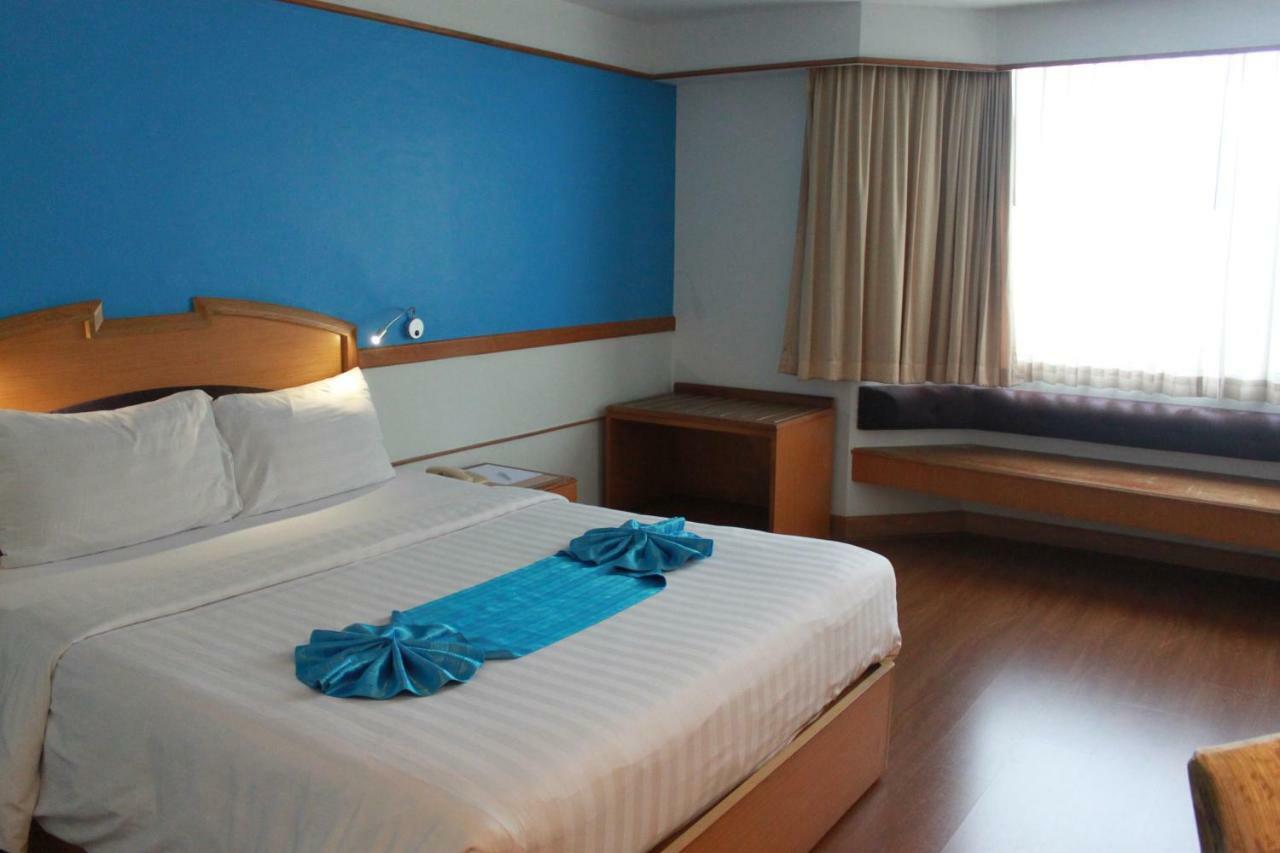 Chon Inter Hotel Chonburi Exterior photo